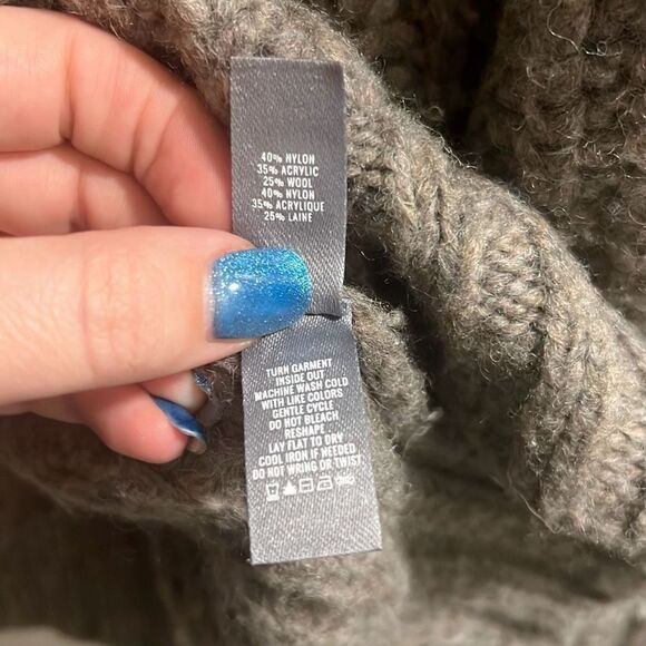 ✨AERIE Cable Mock Neck Laine Wool Grey Sz Medium Sweater✨ - Picture 7 of 7